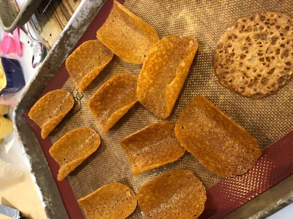 brandy snaps with clementine cream Lost in Food