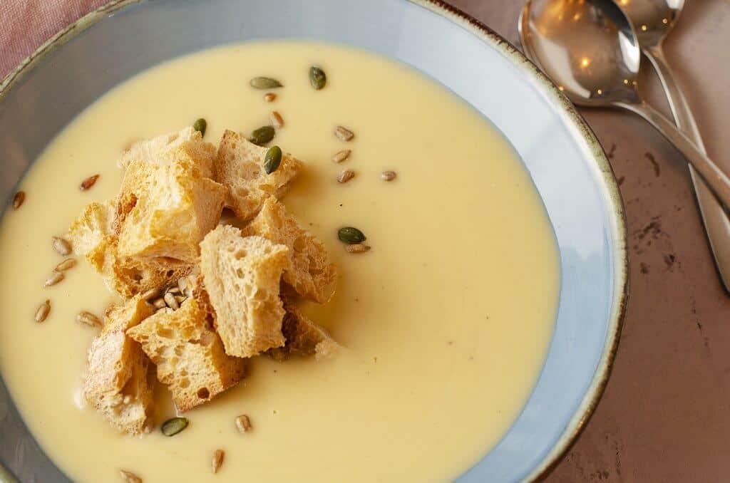 creamy parsnip and nutmeg soup
