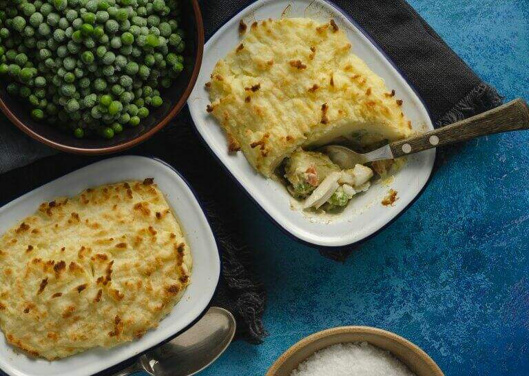 Easy Fish Pie with Mashed Potato Topping - Lost in Food