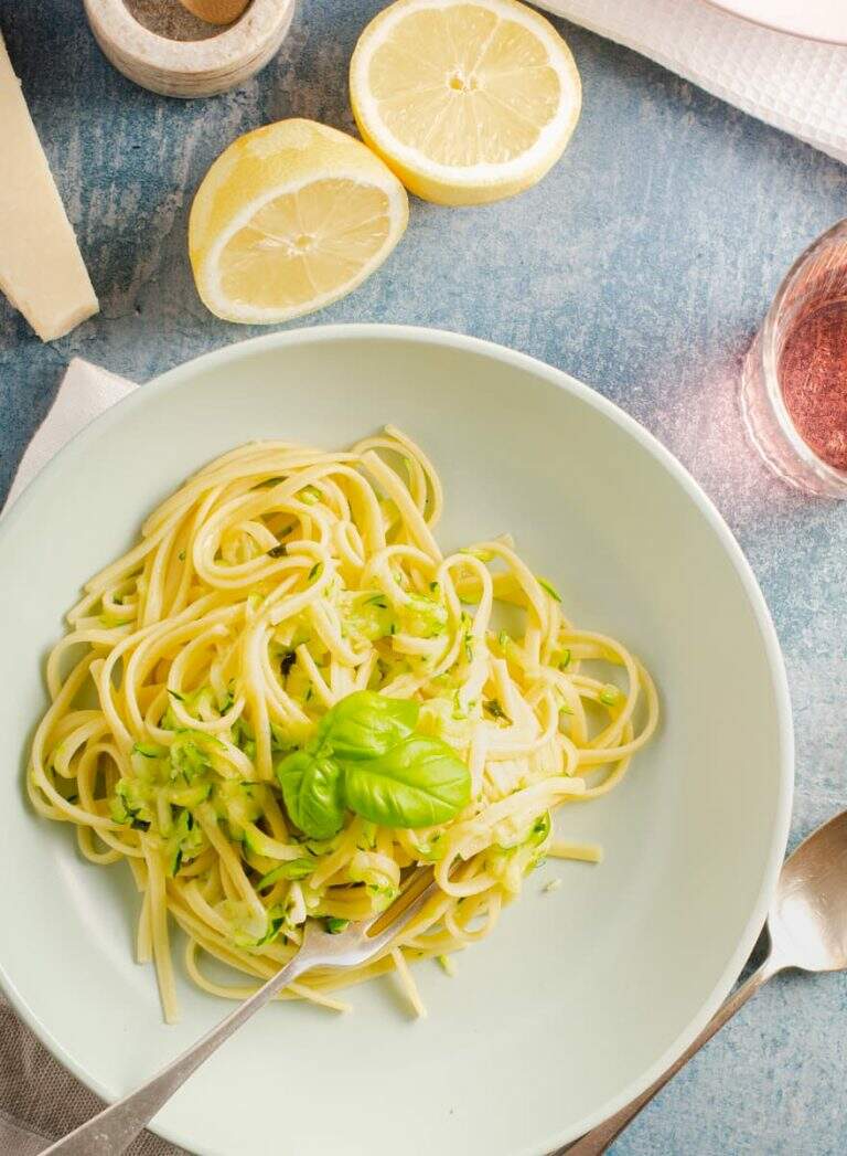 Courgette Lemon Pasta (Zucchini Pasta) Lost in Food