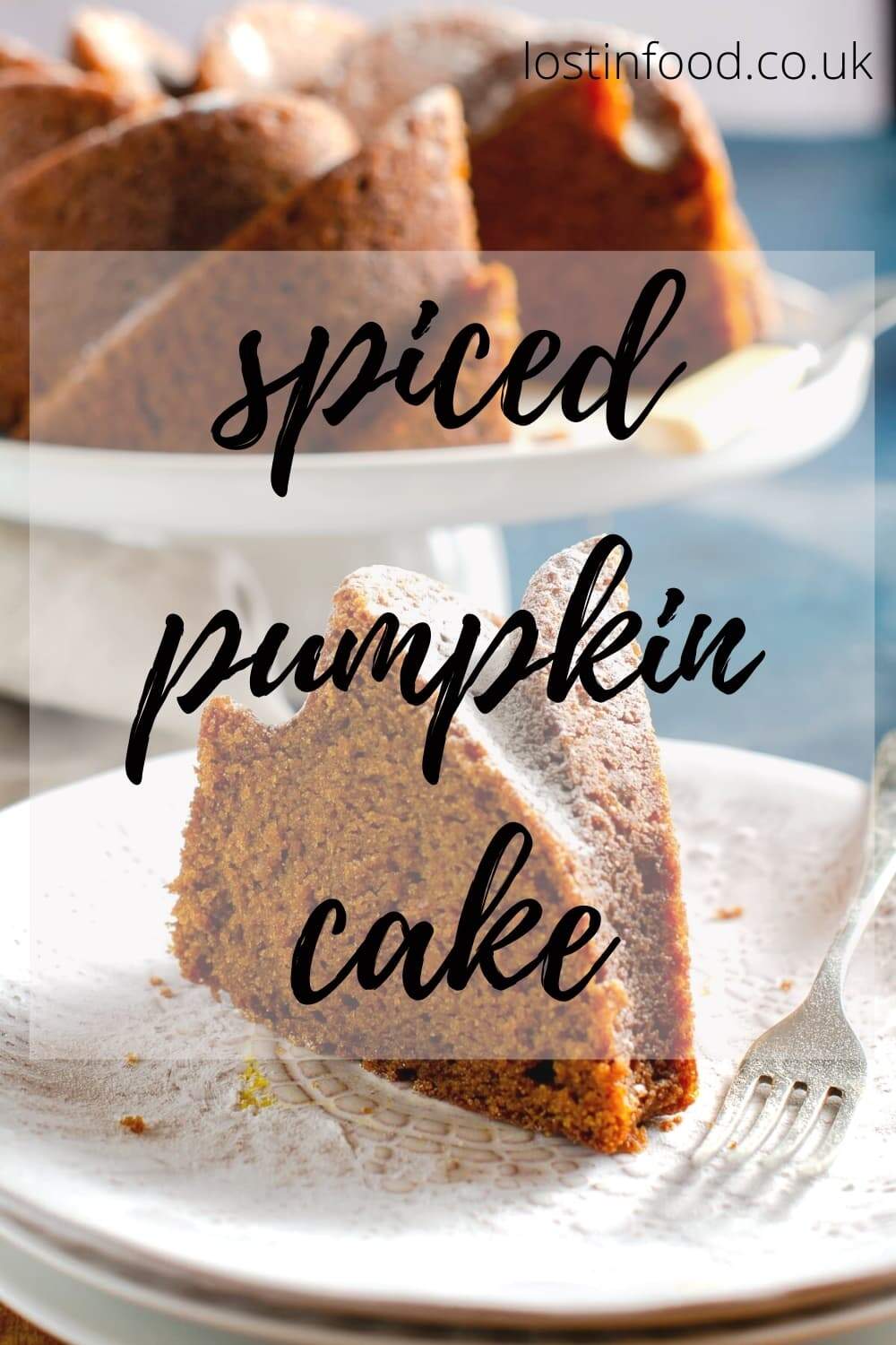 Spicy Pumpkin Bundt Cake - Lost in Food