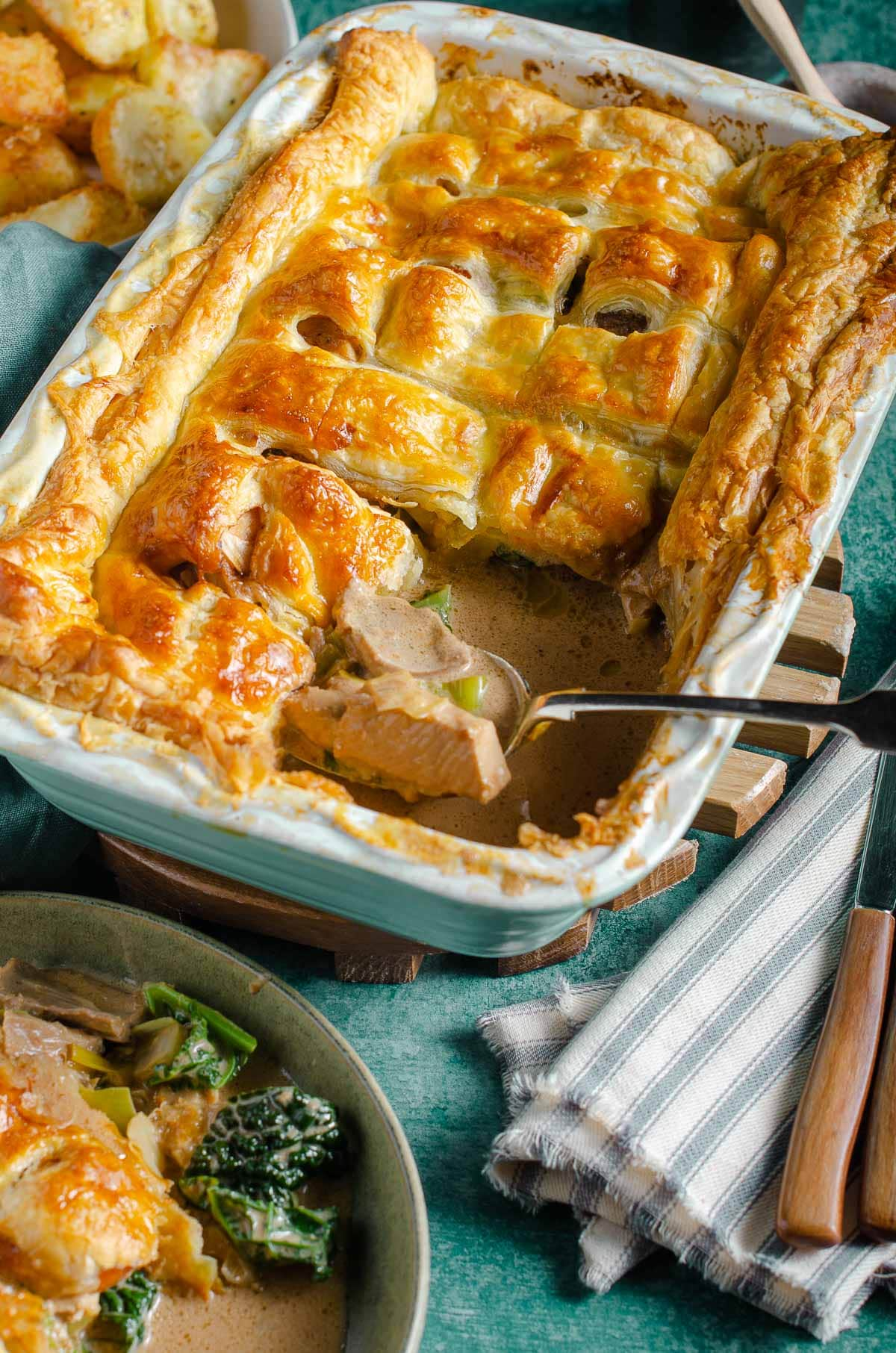 leftover turkey pie with vegetables - Lost in Food