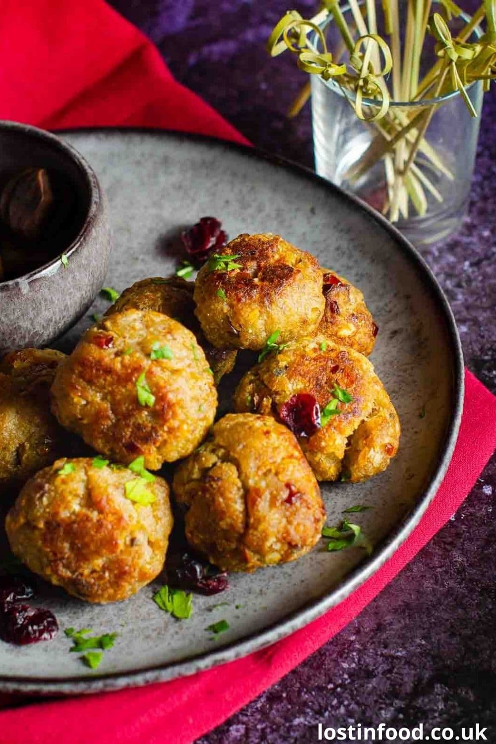 easy sausagemeat stuffing balls with cranberry, chestnut & sage Lost
