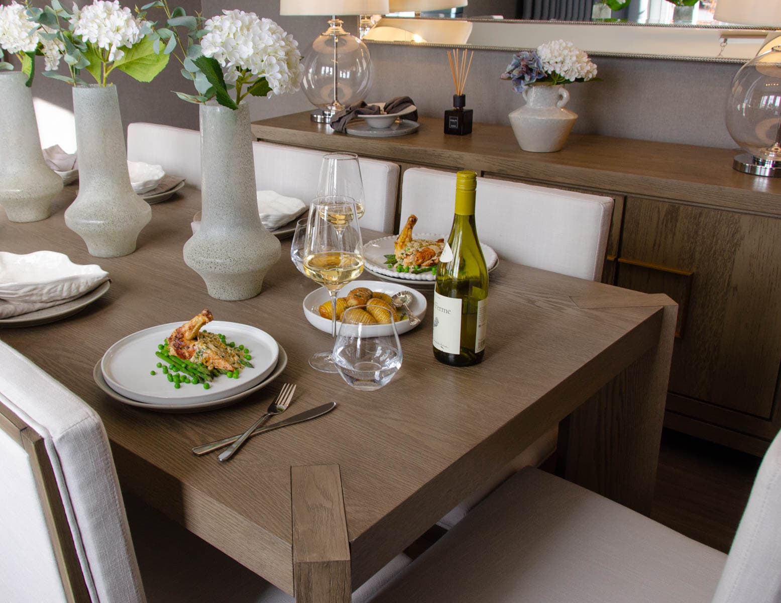 A lovely dinner for 2 served in a stunning CALA Showhome for a spring lunch.