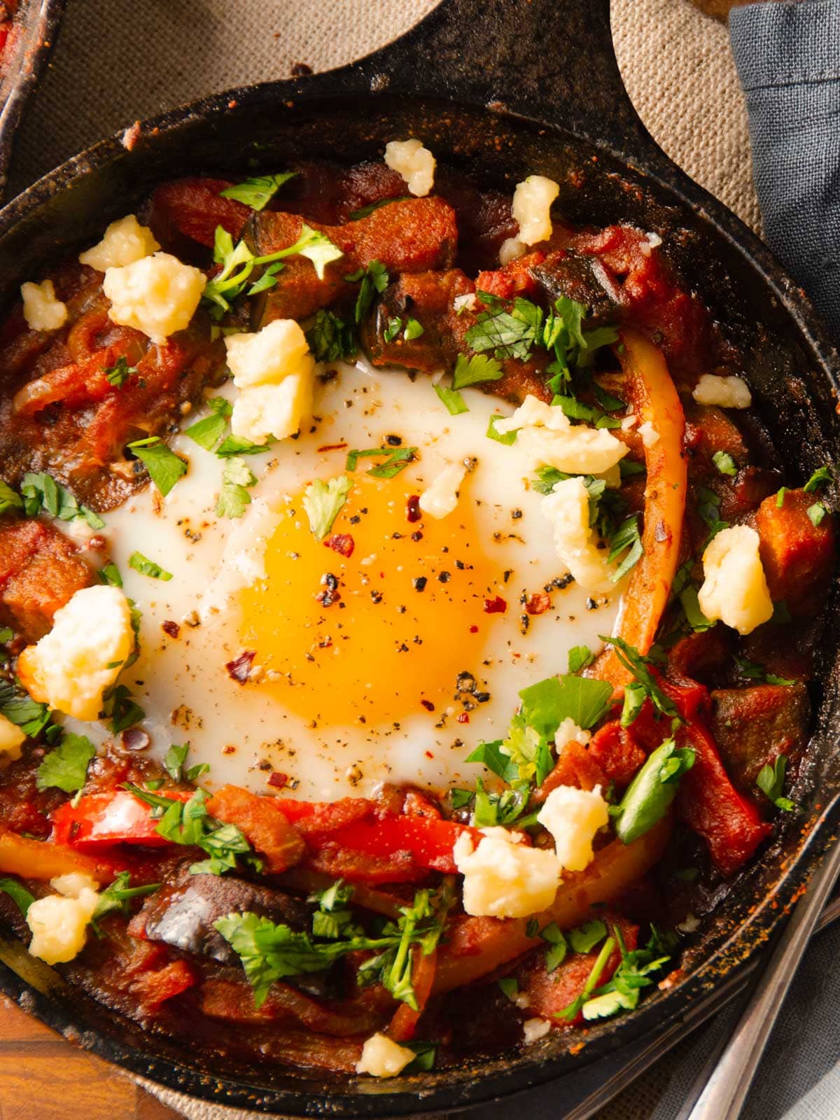 shakshuka eggs with smoked paprika - Lost in Food