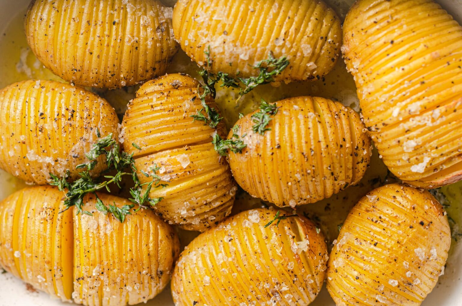 easy hasselback potatoes with thyme butter Lost in Food
