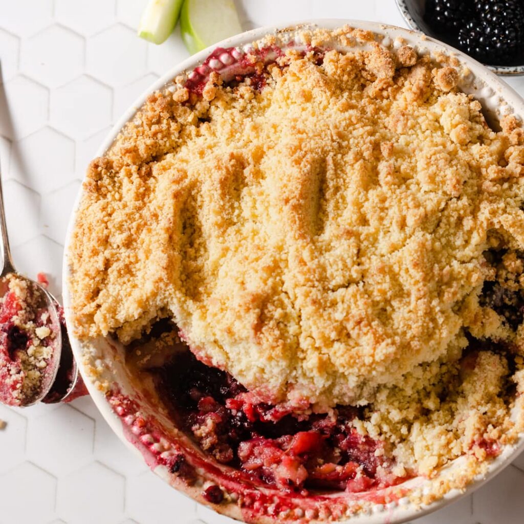 Classic Apple & Blackberry Crumble - Lost In Food