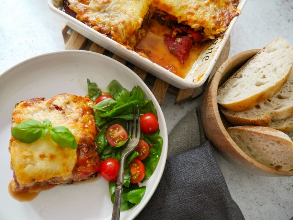 Easy Mediterranean Vegetable Bake - Lost in Food