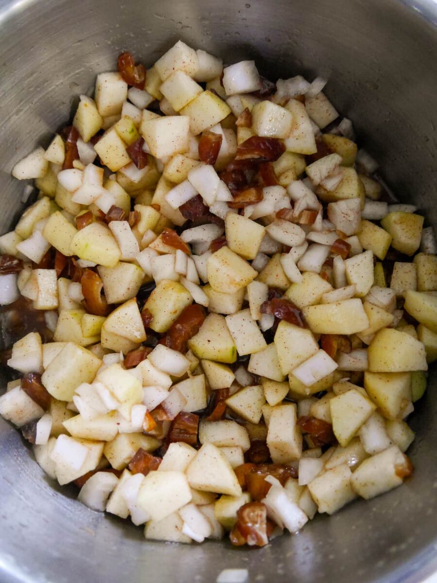 Spiced Pear & Apple Chutney - Lost in Food