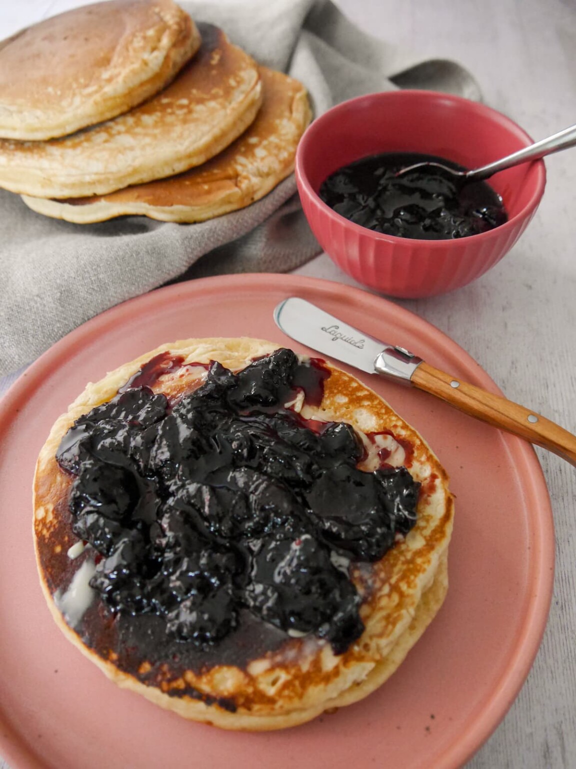 Easy Black Cherry Compote (Frozen Cherries) - Lost in Food